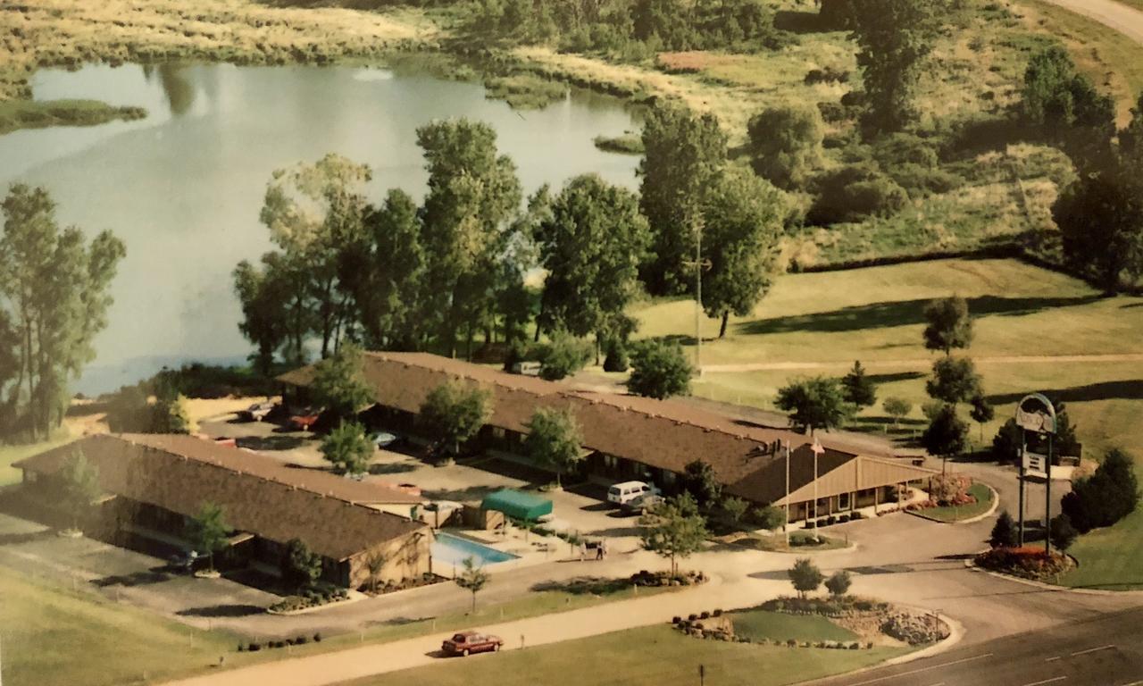 Arbor Inn Of Historic Marshall Εξωτερικό φωτογραφία