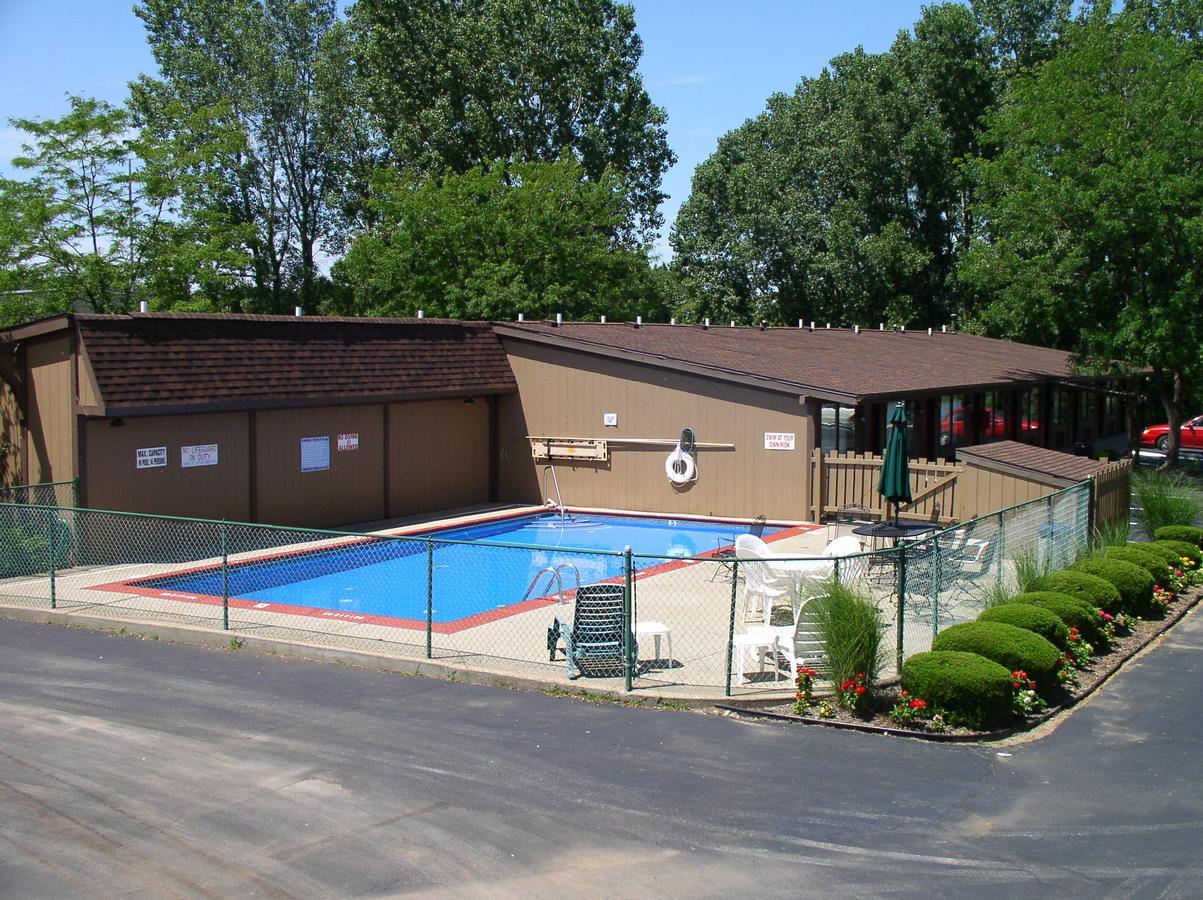 Arbor Inn Of Historic Marshall Εξωτερικό φωτογραφία